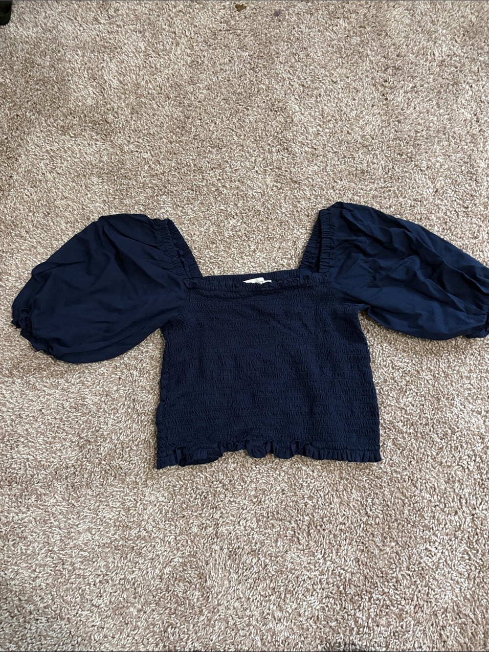 LOFT Navy Puff-Sleeve Smocked Crop Top